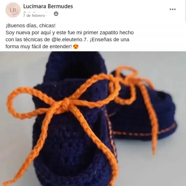 Publicación de una alumna con zapatitos azul marino de cordones naranjas